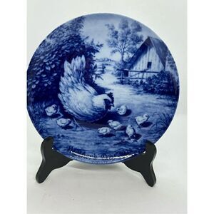 VTG 1978 Kaiser Mother's Day Plate Hens And Chicks - #71668 Artist Toni Schooner